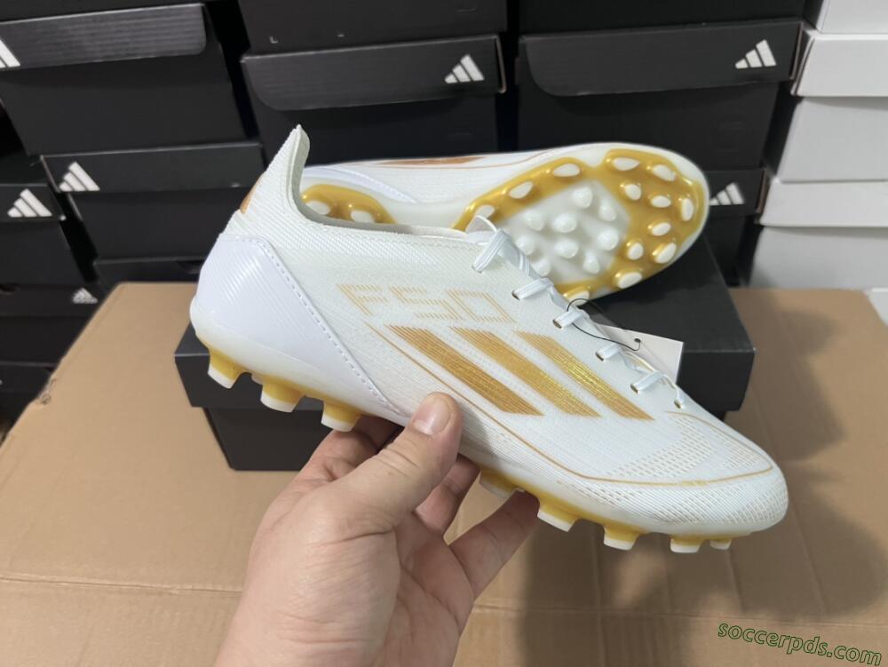 Adidas F50 Elite MG Low-Tops Football Boots - White/Gold
