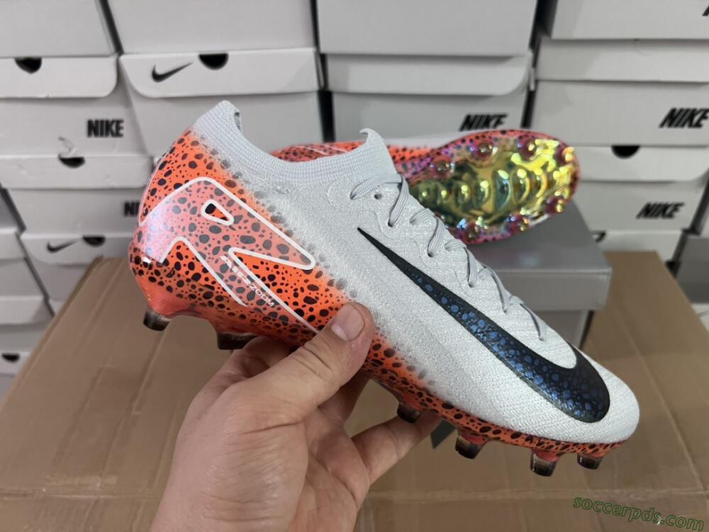 Nike Air Zoom Mercurial Vapor 16 Elite AG Low-Tops Football Boots - Grey/Black/Brown