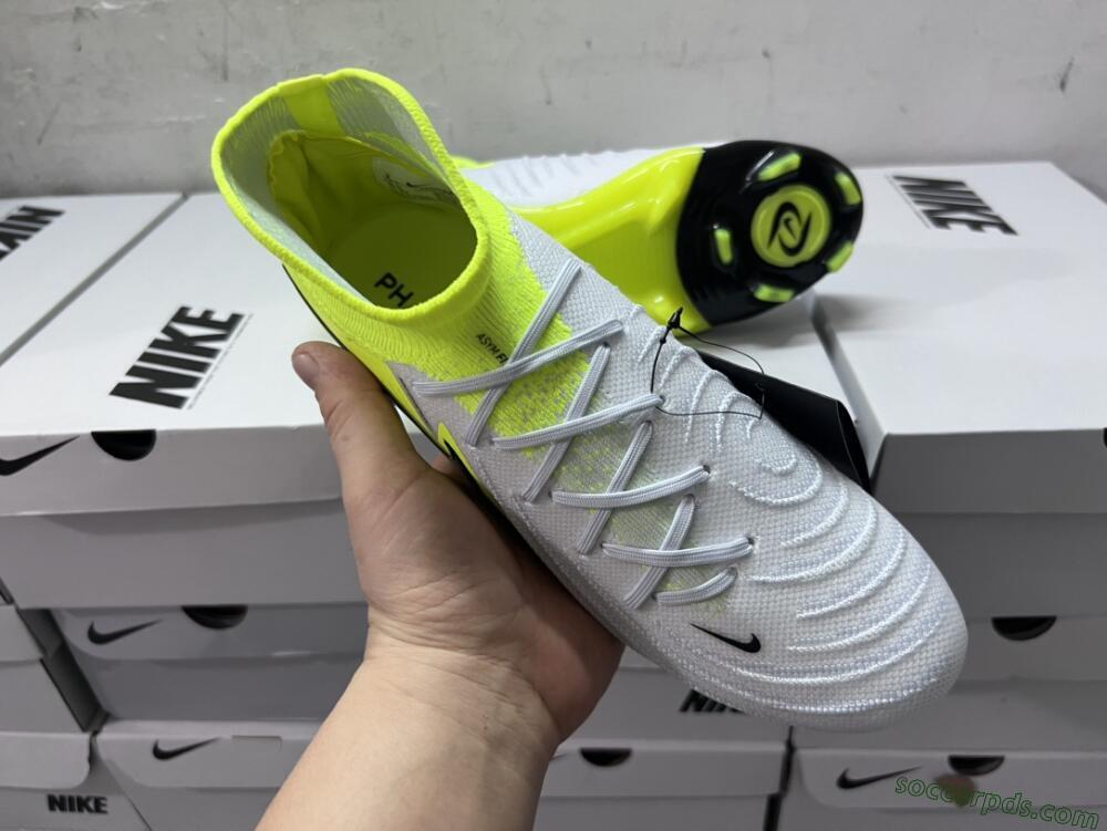 Nike Phantom Luna Elite FG High-Tops Football Boots - Grey/Yellow/Black