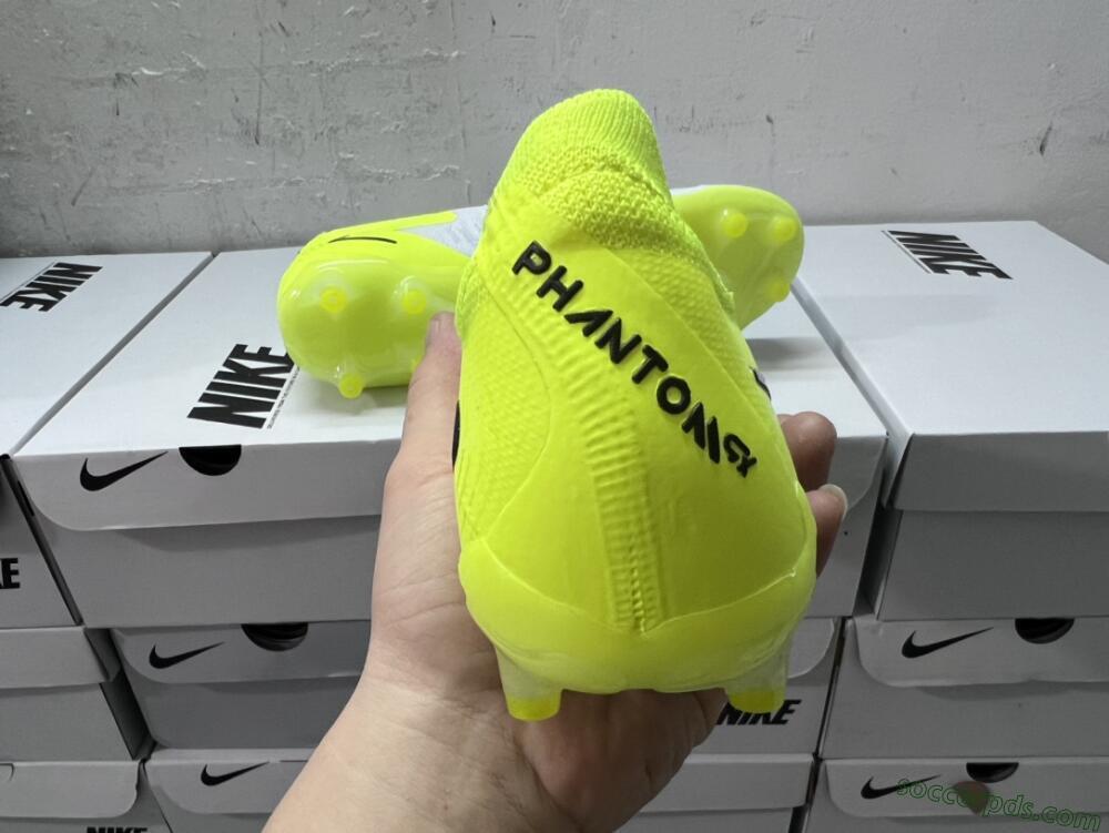 Nike Phantom Luna Elite Low-Tops Football Boots - Yellow/Grey/Black