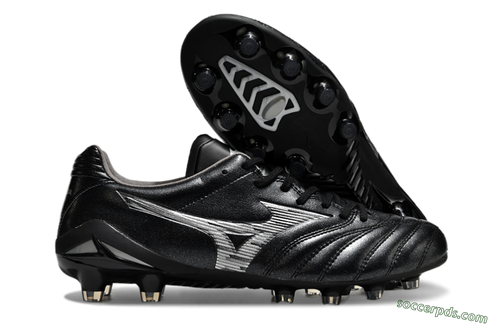 Mizuno Morelia Neo 4 FG Low-Tops Football Boots - Black/Silver 1