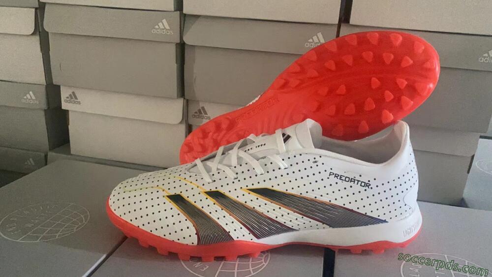 Adidas Predator 24 Elite TF Low-Tops Football Shoes - White/Black/Red