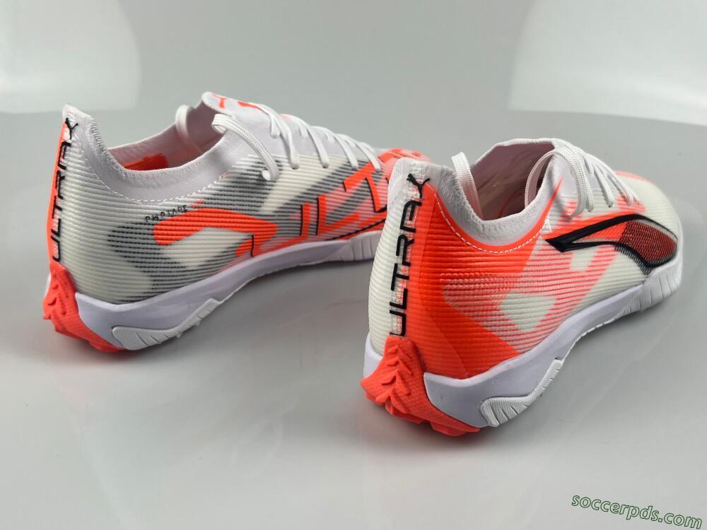 Puma Ultra Ultimate TF Low-Tops Football Shoes - White/Red/Black