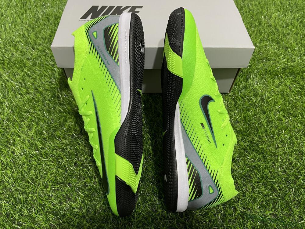 Nike Air Zoom Mercurial Vapor 16 Elite IC Low-Tops Football Shoes - Yellow/Black/Silver