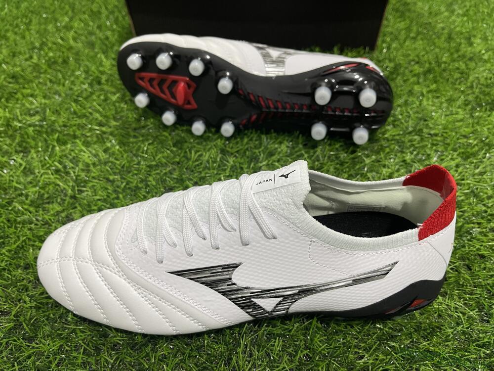 Mizuno Morelia Neo 4 FG Low-Tops Football Boots - White/Black/Red