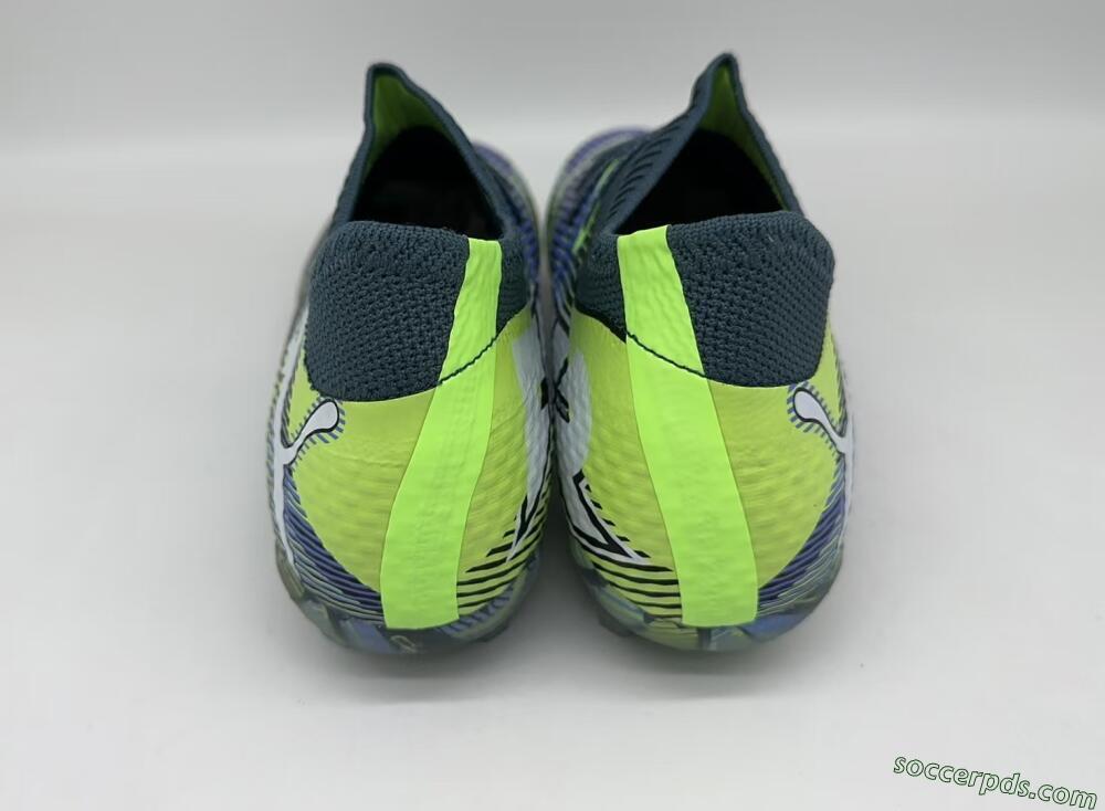 Puma Future Ultimate FG Low-Tops Football Boots - Black/Yellow/Blue