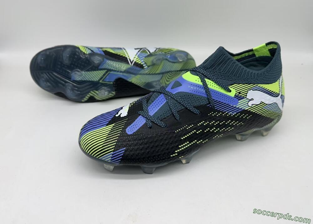 Puma Future Ultimate FG Low-Tops Football Boots - Black/Yellow/Blue
