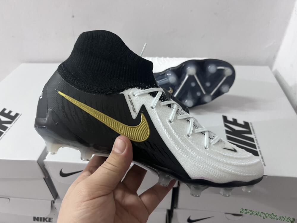 Nike Phantom Luna Elite AG High-Tops Football Boots - White/Black/Gold