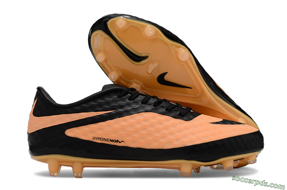 Nike Hypervenom Phantom FG Low-Tops Football Boots - Pink/Black 1