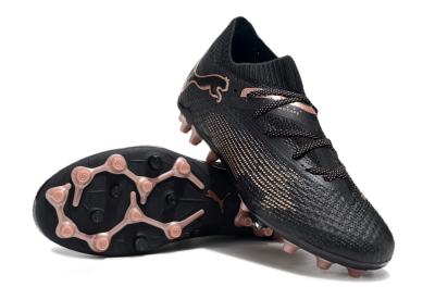 Puma Future Ultimate MG Low-Tops Football Boots - Black/Pink