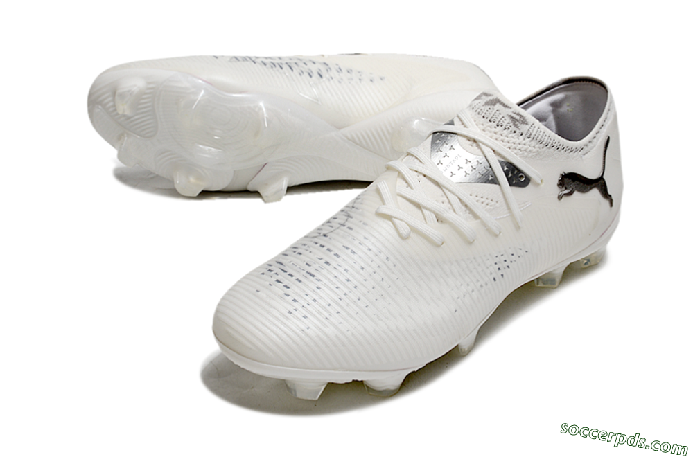 Puma Future 8 Ultimate FG Low-Tops Football Boots - White/Silver/Black 3