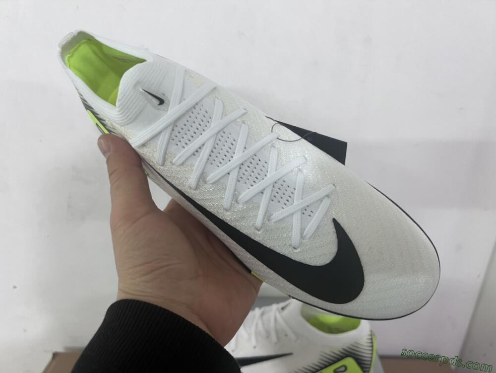 Nike Air Zoom Mercurial Vapor 16 Elite TF Low-Tops Football Shoes - White/Black/Yellow