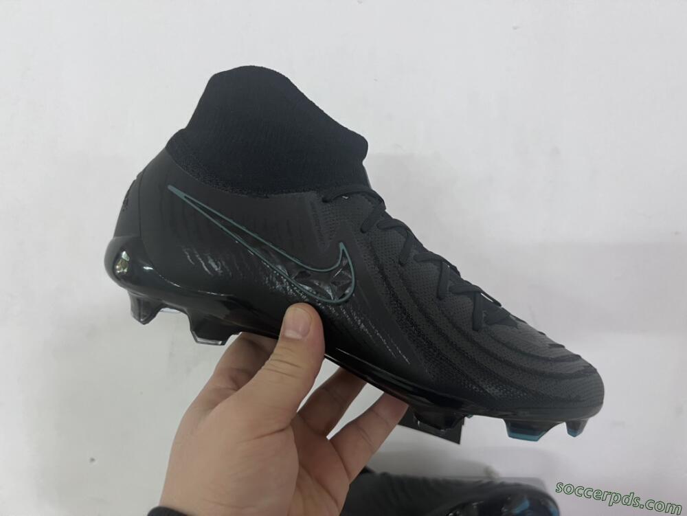Nike Phantom Luna Elite NU FG High-Tops Football Boots - Black/Blue