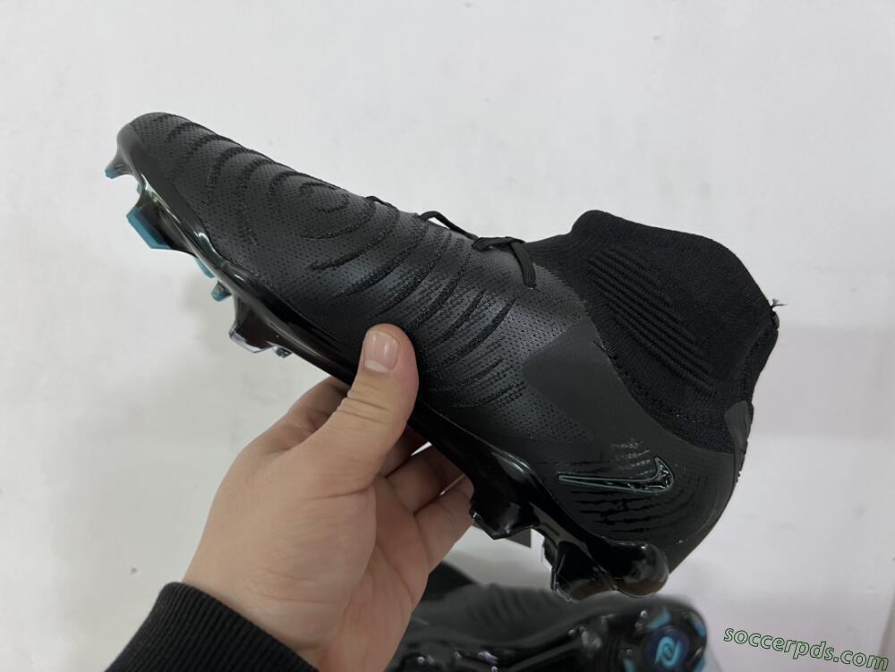 Nike Phantom Luna Elite NU FG High-Tops Football Boots - Black/Blue