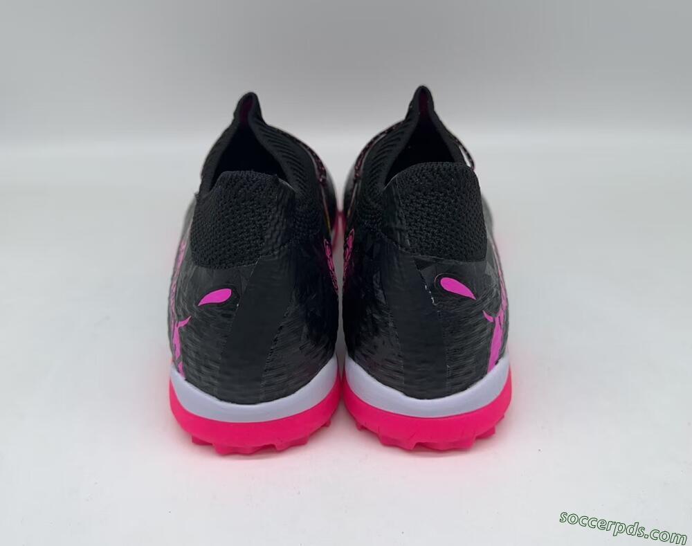 Powercat Tokyo Match x Puma Future Ultimate TF Low-Tops Football Shoes - Black/Pink/Yellow