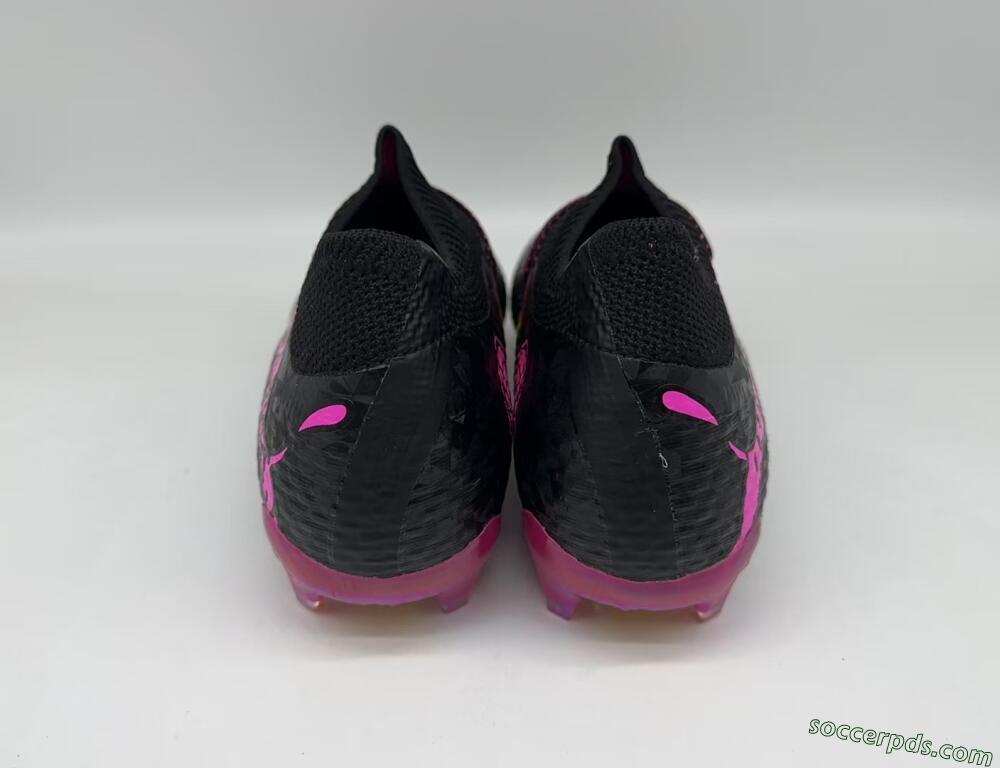 Puma Future Ultimate FG Low-Tops Football Boots - Black/Pink/Yellow