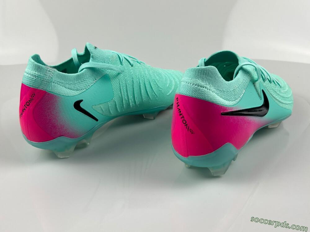 Nike Phantom Luna Elite FG Low-Tops Football Boots - Jade/Black/Pink
