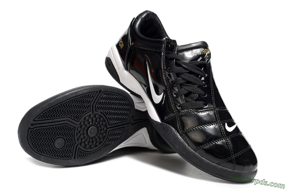 Nike Total 90 II IC Low-Tops Football Shoes - Black/White 3