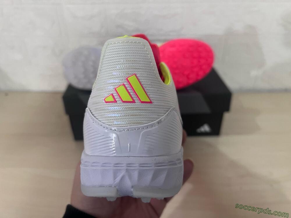 Adidas F50 Elite TF Low-Tops Football Shoes - White/Red/Yellow