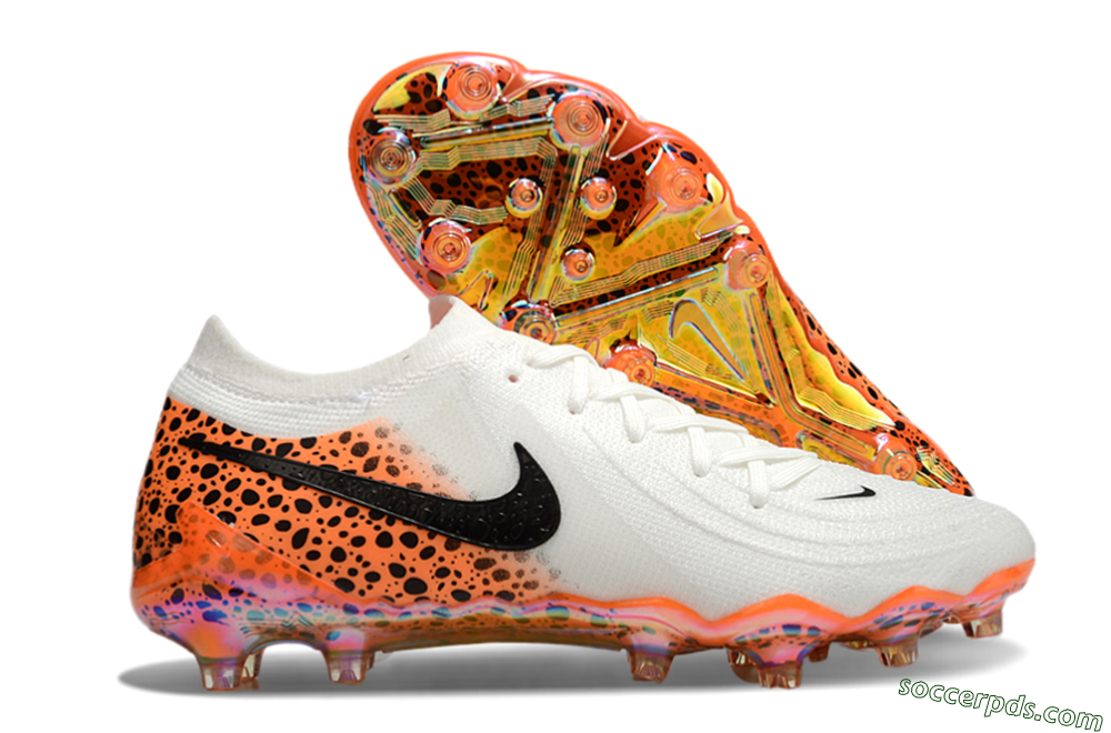 Nike Phantom Luna Elite AG Low-Tops Football Boots - White/Orange/Black 1