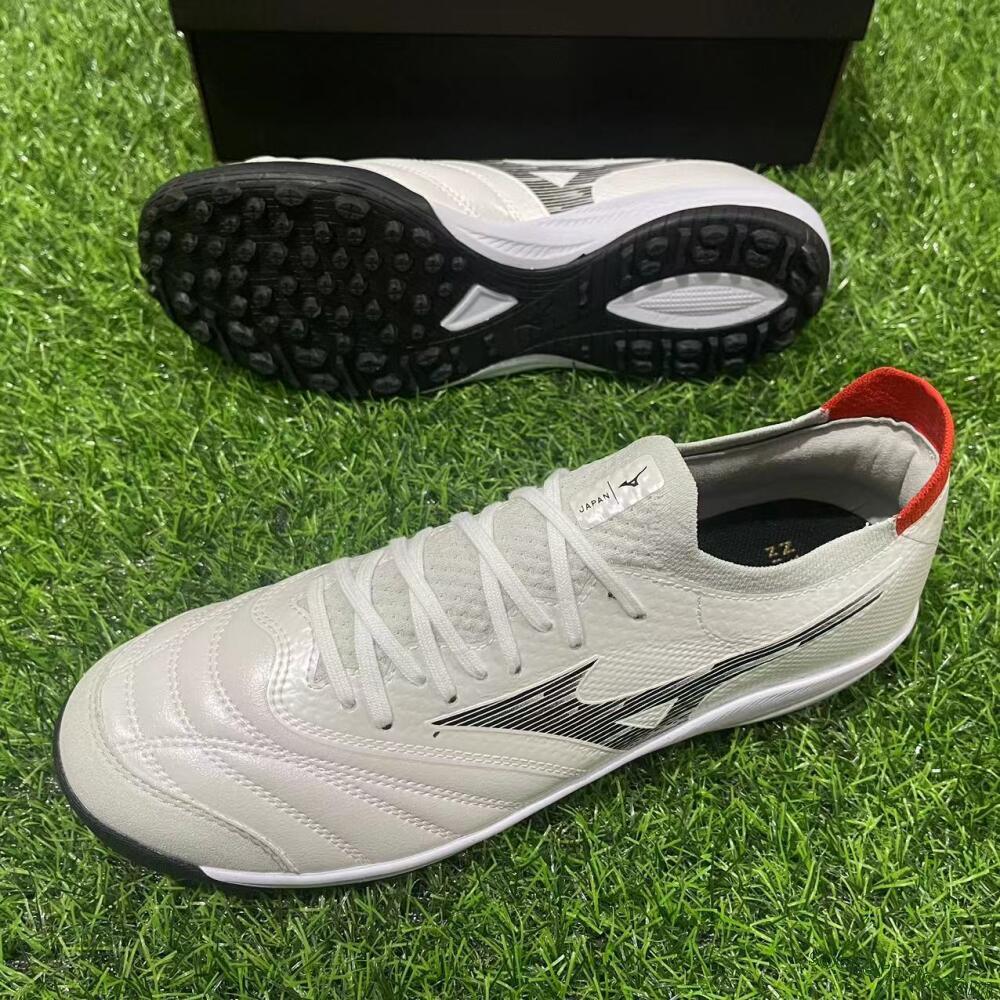 Mizuno Morelia Neo Sala M8 TF Low-Tops Football Shoes - Beige/Black/Red
