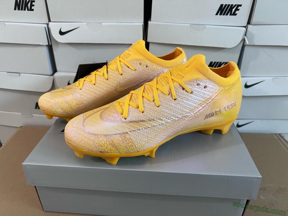 Nike Air Zoom Mercurial Vapor 16 Elite FG Low-Tops Football Boots - Gold/Gold