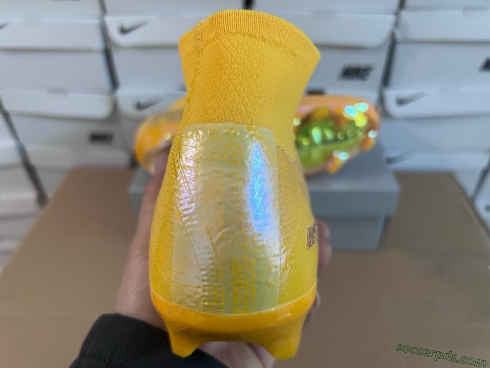Nike Air Zoom Mercurial Superfly 10 Elite FG High-Tops Football Boots - Gold/Gold
