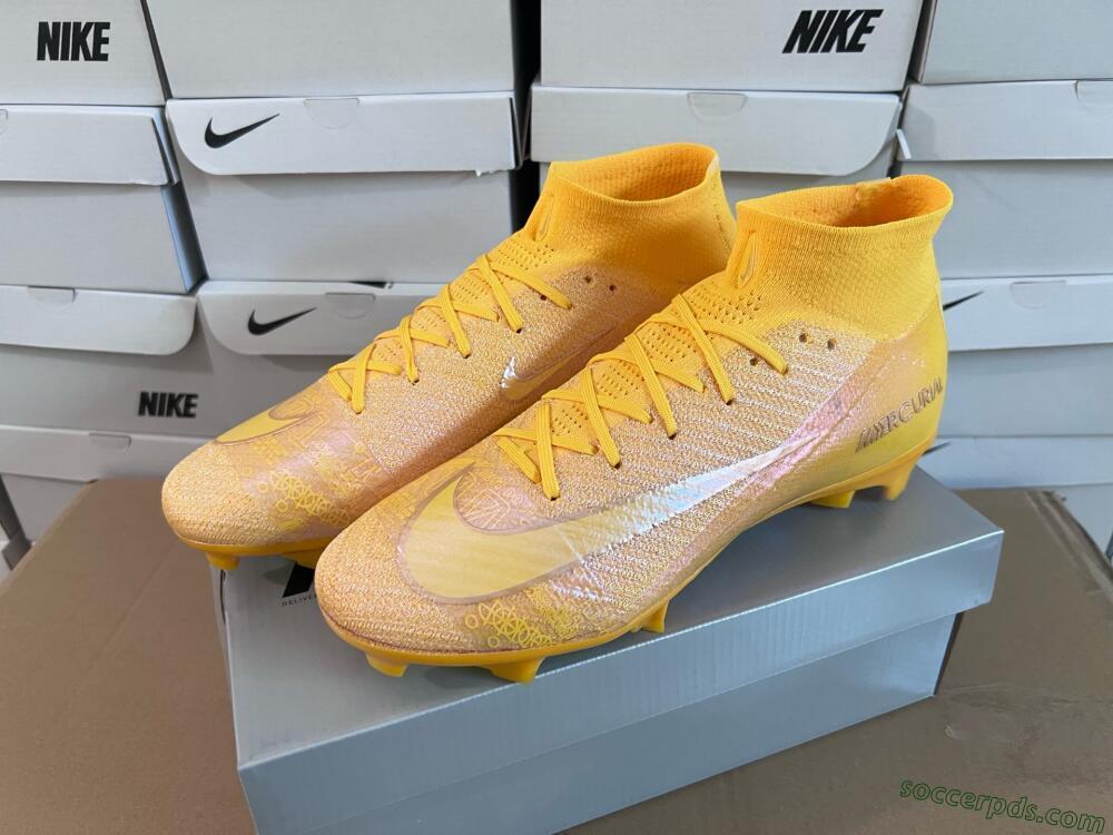 Nike Air Zoom Mercurial Superfly 10 Elite FG High-Tops Football Boots - Gold/Gold