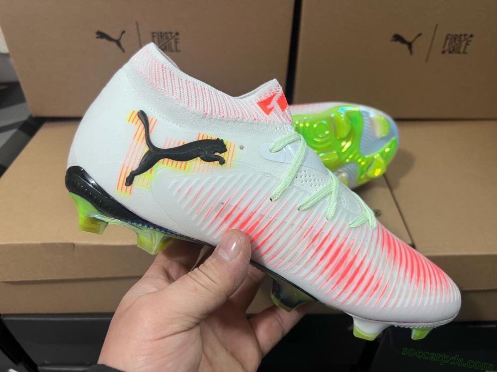 Puma Future 8 Ultimate FG Low-Tops Football Boots - White/Red/Yellow