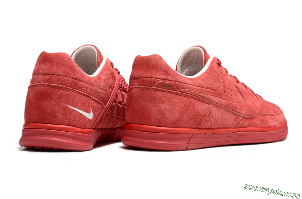 Nike Street Gato IC Low-Tops Football Shoes - Red/Red 6