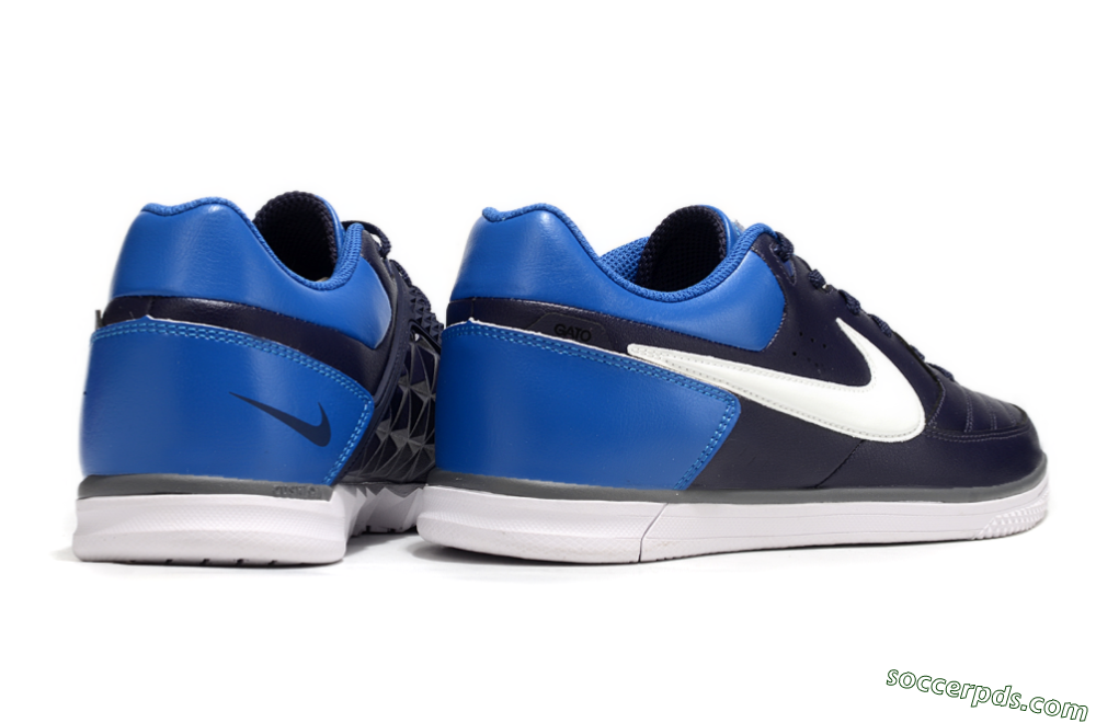 Nike Street Gato IC Low-Tops Football Shoes - Black/White/Blue 6