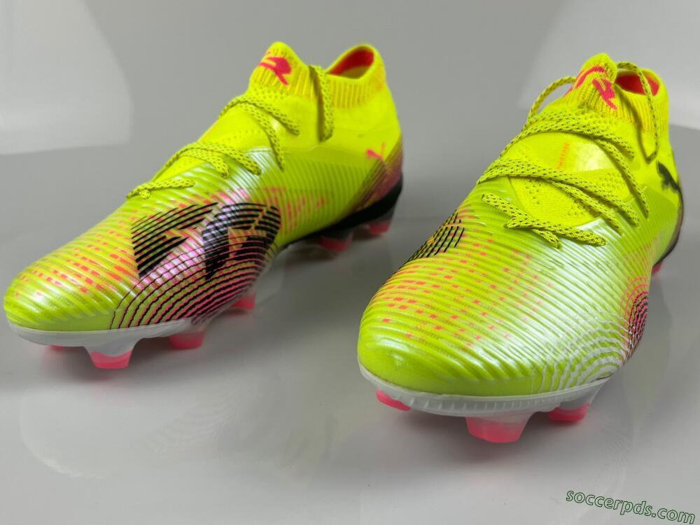Puma Future 8 Ultimate FG Low-Tops Football Boots - Yellow/Black/Pink
