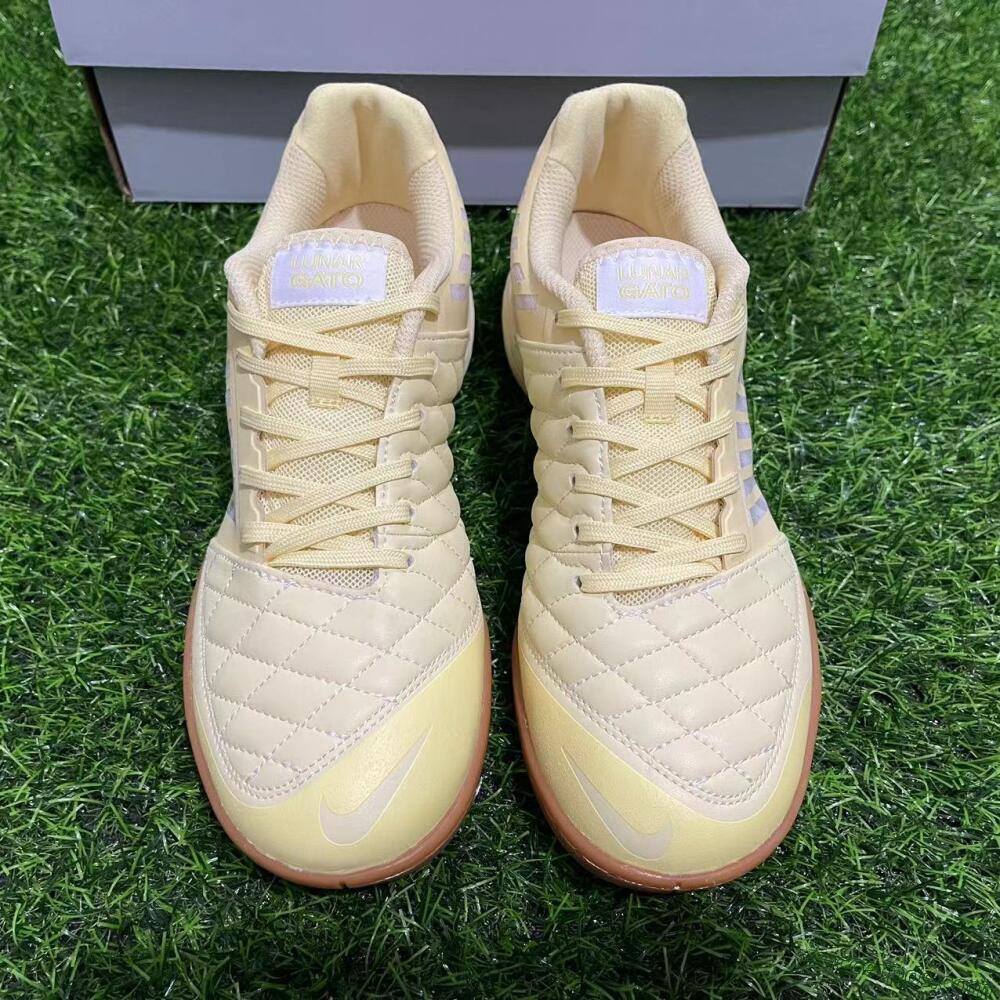Nike Lunar Gato 2 IC Low-Tops Football Shoes - Yellow/White/Brown