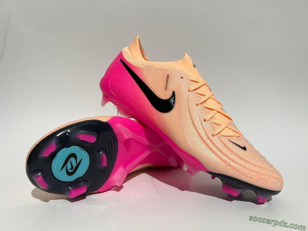 Nike Phantom Luna Elite FG Low-Tops Football Boots - Pink/Black/Blue
