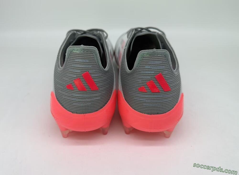 Adidas F50 Elite FG Low-Tops Football Boots - White/Silver/Red/Black