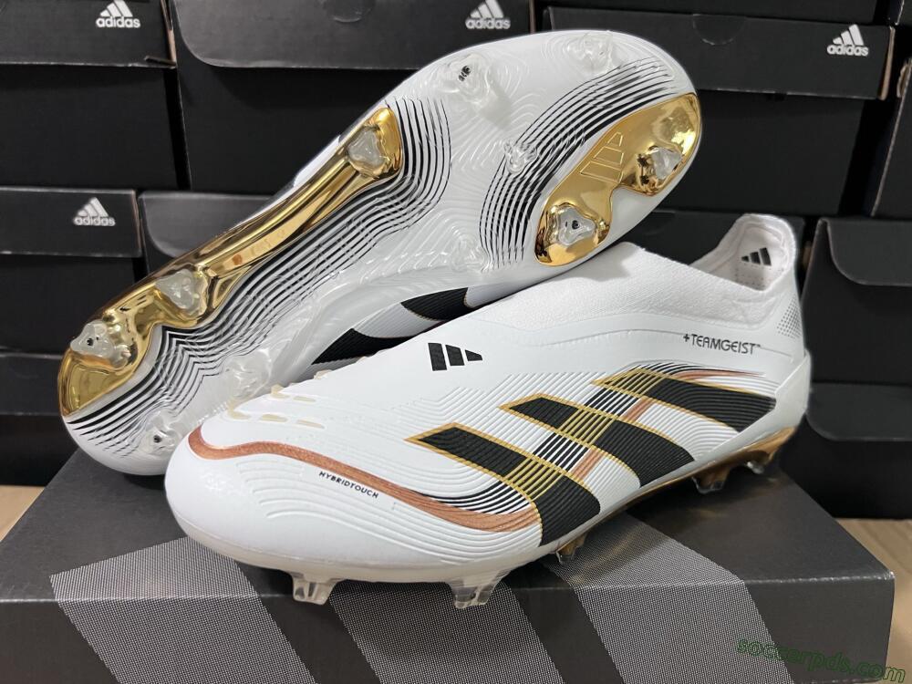 Adidas Predator Laceless Elite 25 FG Low-Tops Football Boots - White/Black/Gold