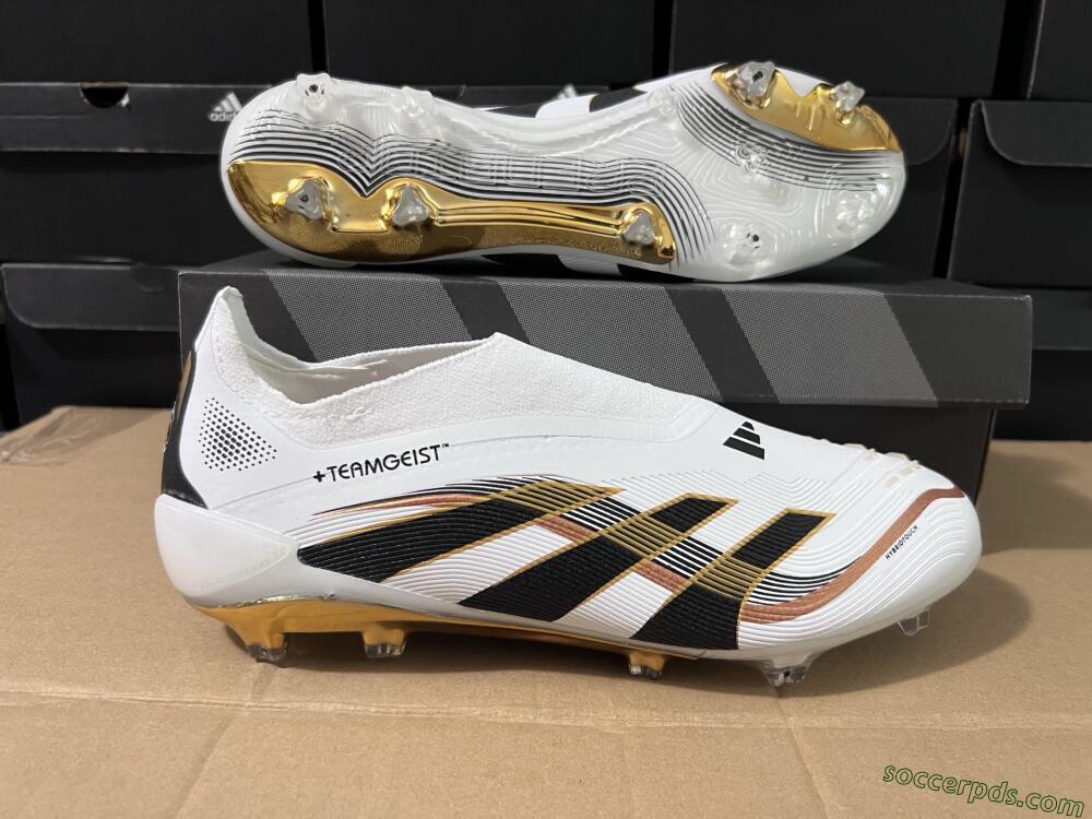 Adidas Predator Laceless Elite 25 FG Low-Tops Football Boots - White/Black/Gold