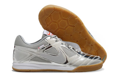 Nike Street Gato IC Low-Tops Football Shoes - Silver/White/Brown
