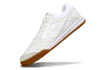 Nike Lunar Gato 2 IC Low-Tops Football Shoes - Beige/White
