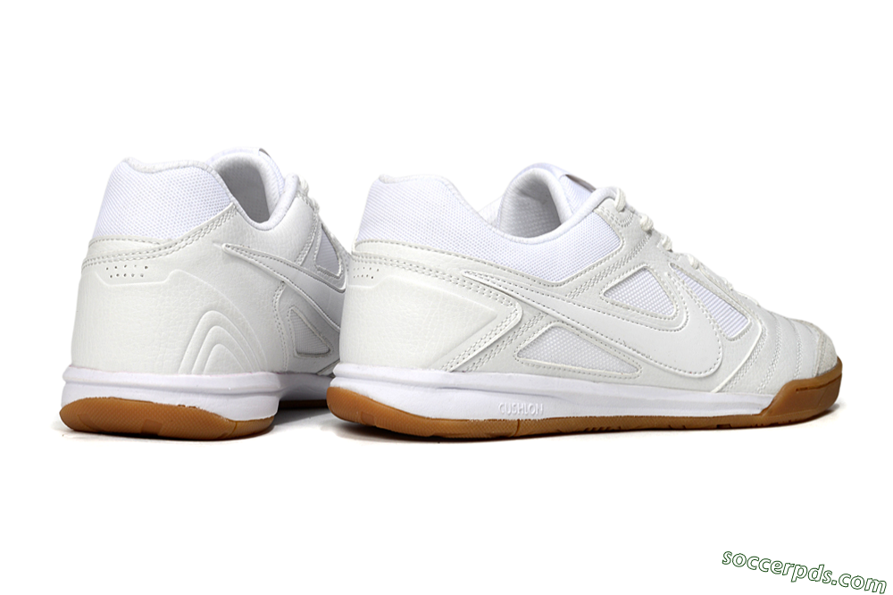Nike Lunar Gato 2 IC Low-Tops Football Shoes - Beige/White 6