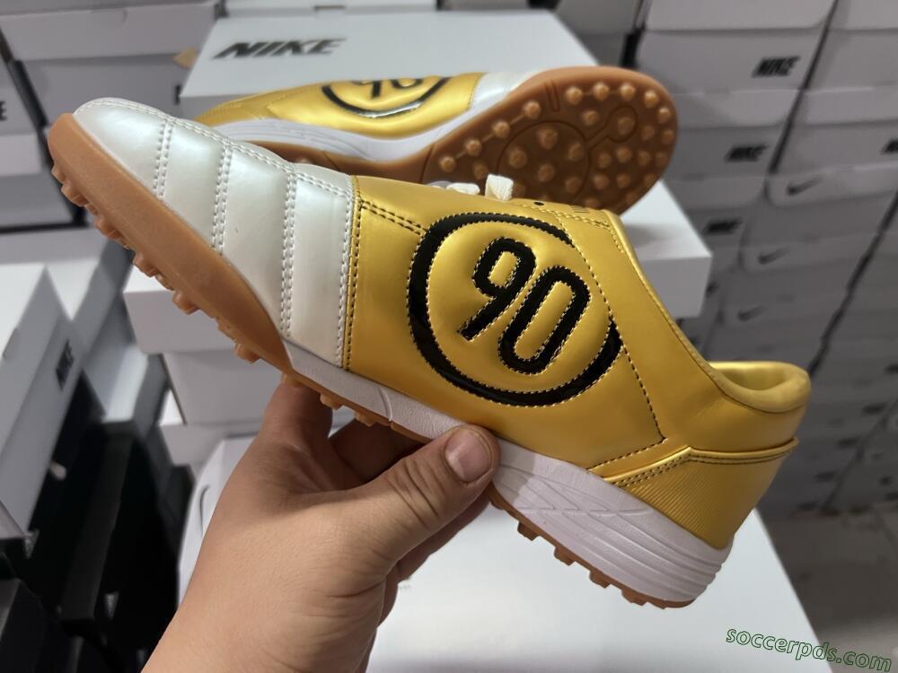 Nike Total 90 II TF Low-Tops Football Shoes - Silver/Black/Gold