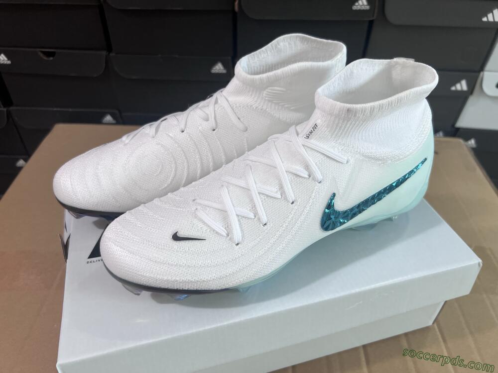 Nike Phantom Luna Elite NU FG Low-Tops Football Boots - White/Black/Jade