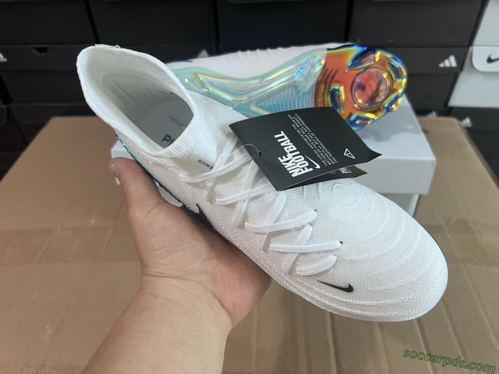 Nike Phantom Luna Elite NU FG Low-Tops Football Boots - White/Black/Jade