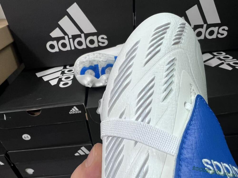 Adidas Predator Elite Foldover Tongue FG Low-Tops Football Boots - Beige/White/Blue