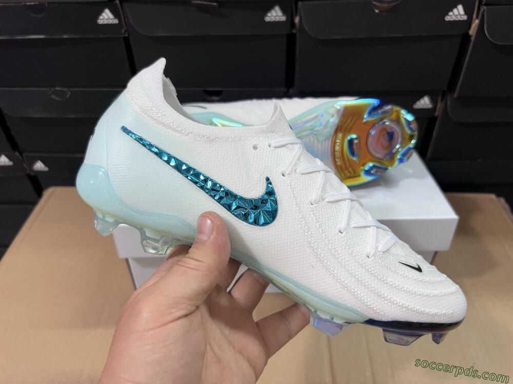 Nike Phantom GX 2 Elite FG Low-Tops Football Boots - White/Black/Jade