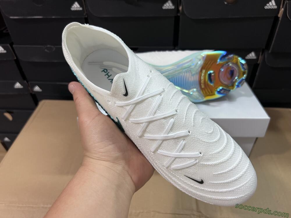 Nike Phantom GX 2 Elite FG Low-Tops Football Boots - White/Black/Jade