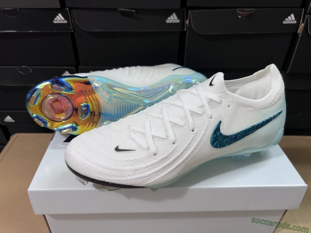 Nike Phantom GX 2 Elite FG Low-Tops Football Boots - White/Black/Jade