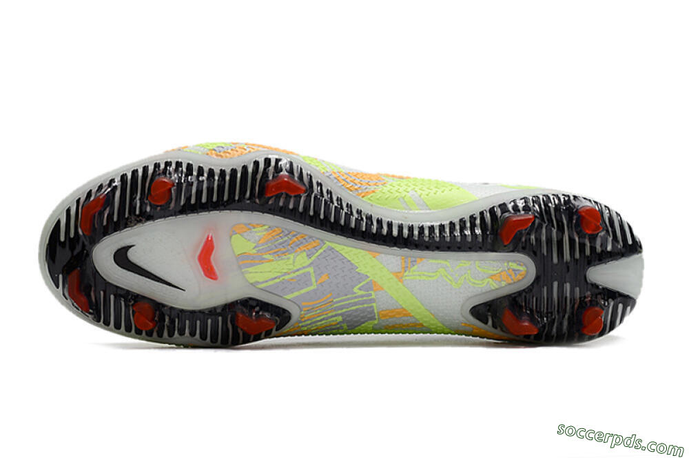 Nike Phantom GT 2 Elite FG Low-Tops Football Boots - White/Green 5