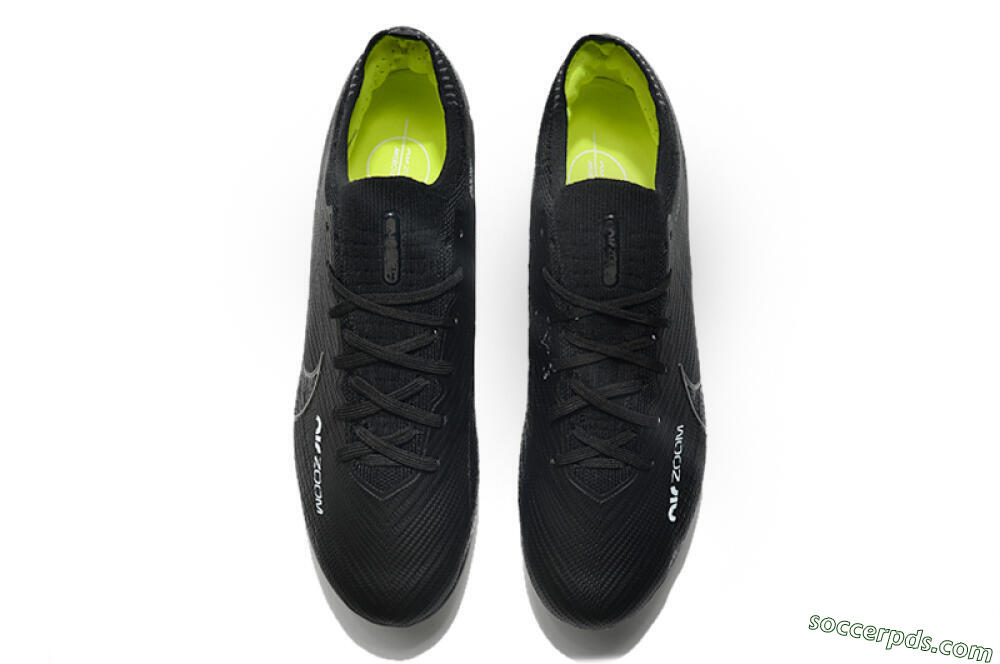 Nike Air Zoom Mercurial Vapor 15 Elite AG Low-Tops Football Boots - Black 4