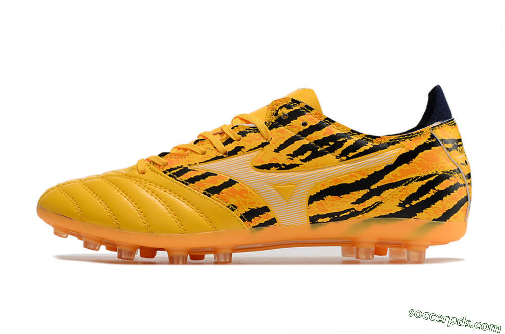 Mizuno Morelia Neo AG Low-Tops Football Boots - Yellow/Black 2